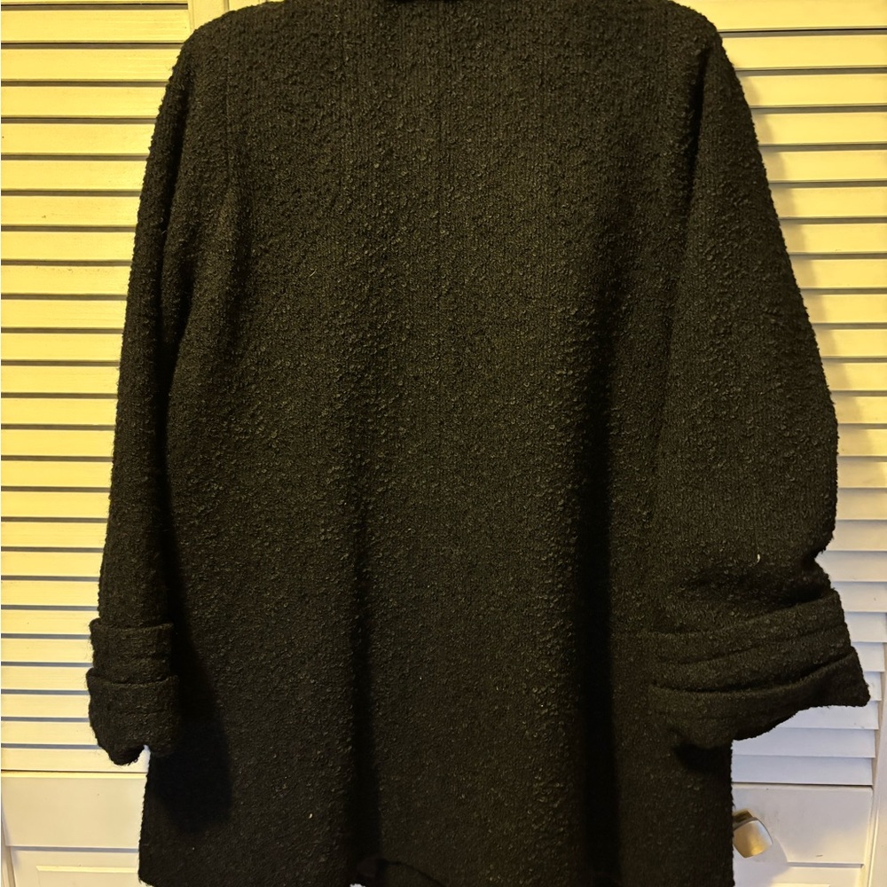 Vintage Black Jacket - Picture 4 of 9